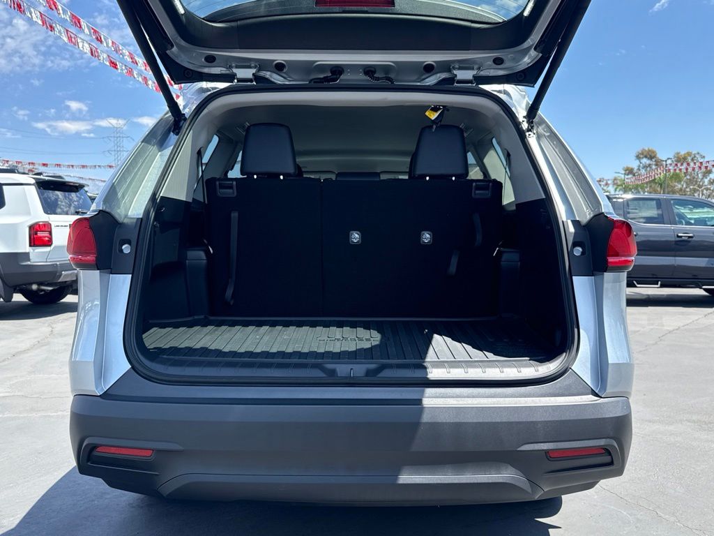 New 2026 Toyota Grand Highlander Hybrid SUV