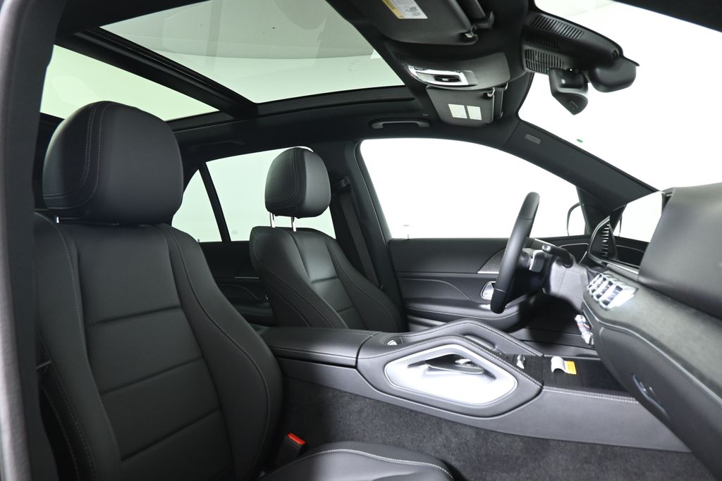 Thumbnail: 2026 Mercedes-Benz GLE - 22