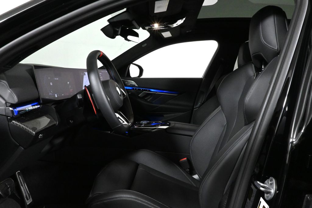 2025 BMW M5 Base 3