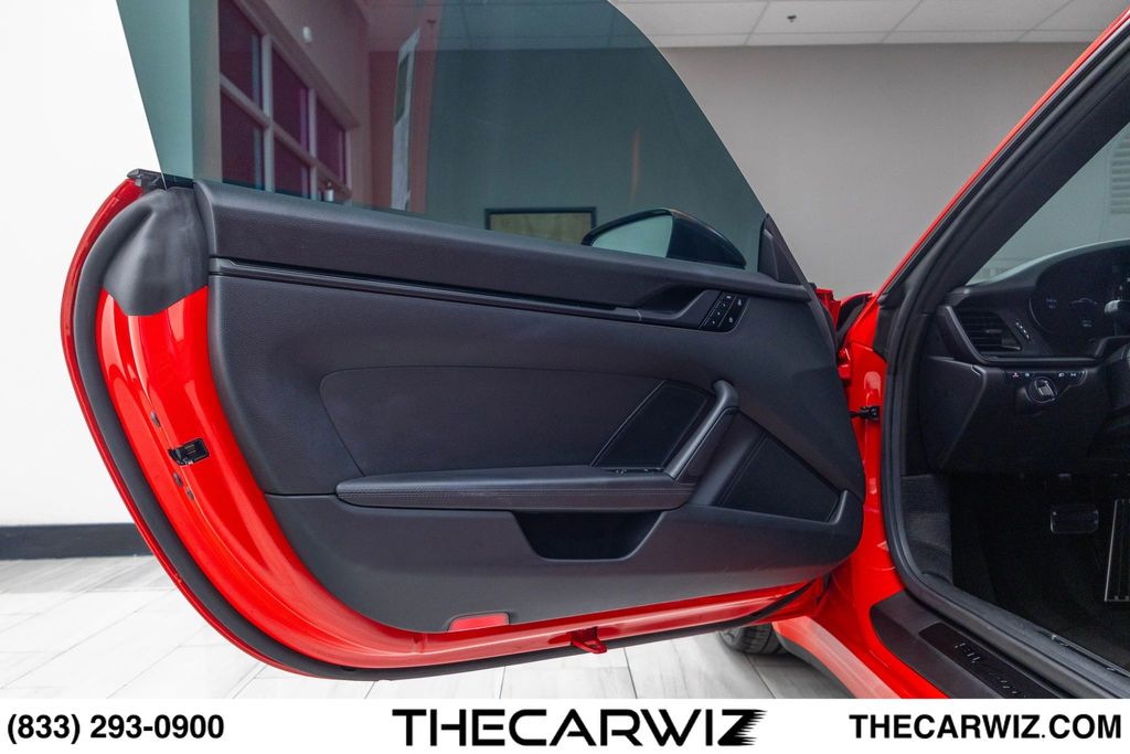 2023 Porsche 911