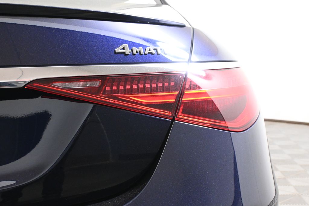 Thumbnail: 2025 Mercedes-Benz S-Class - 13