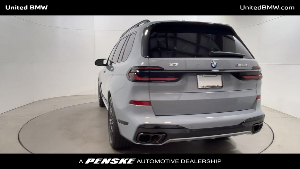 2025 BMW X7 M60i 7