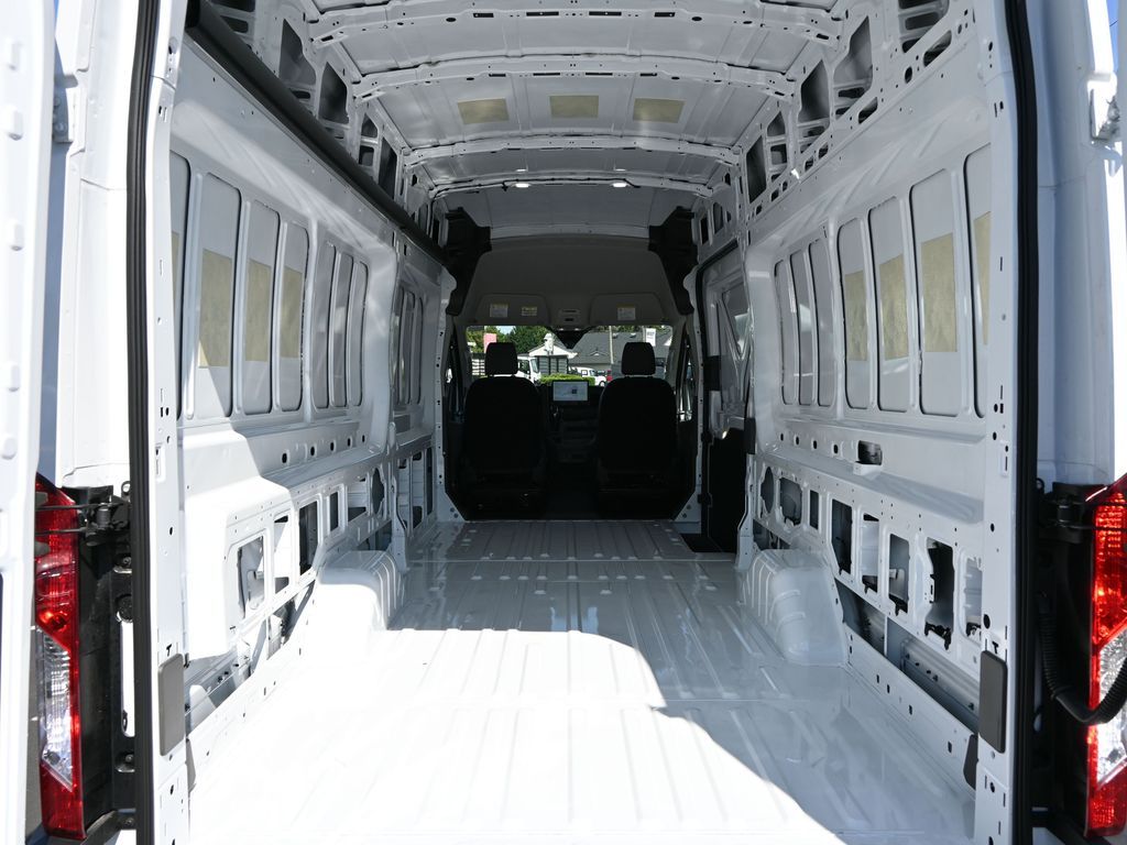 2025 Ford Transit 350