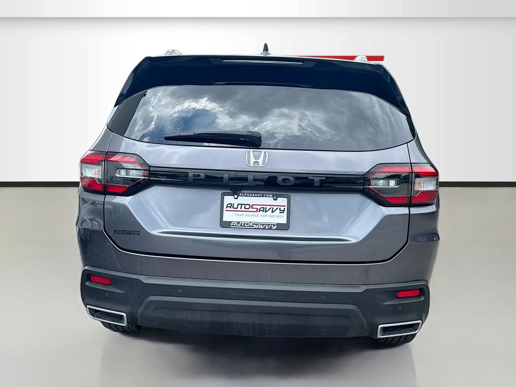 Used 2025 Gray Honda Black Edition image 6