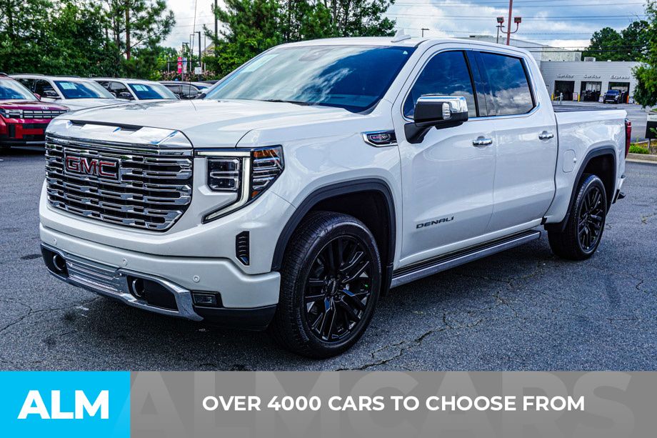 Used 2024 White GMC Denali image 3