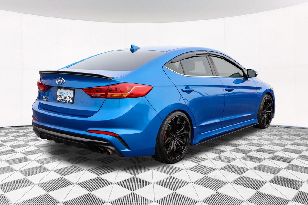 2018 Hyundai Elantra Sport 9