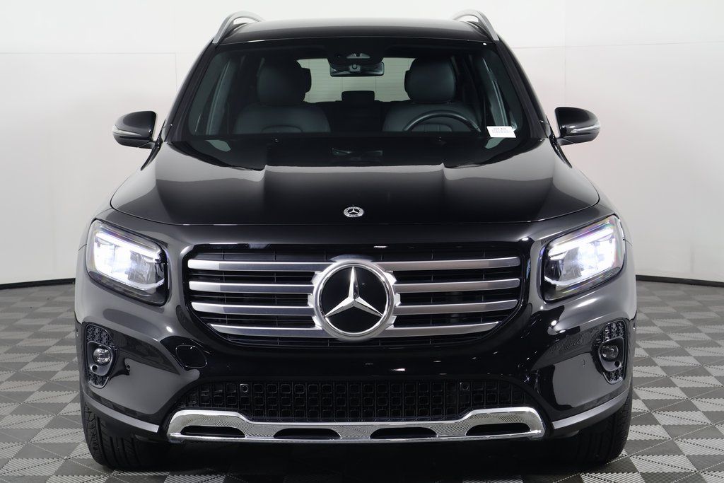 Thumbnail: 2025 Mercedes-Benz GLB - 2