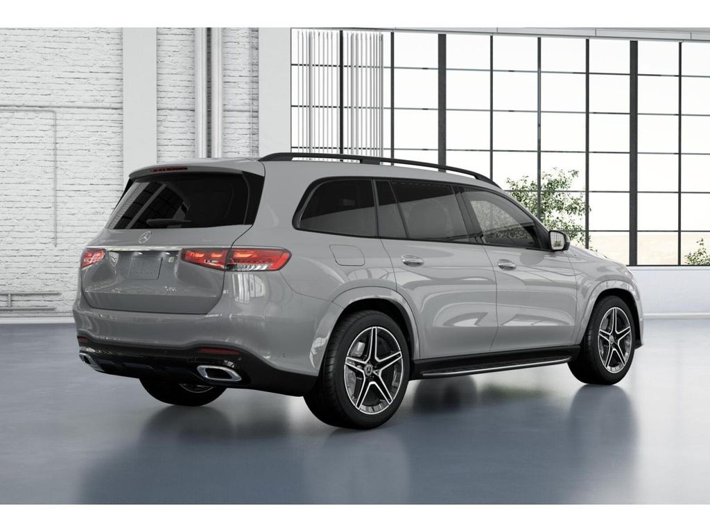 2025 Mercedes-Benz GLS 450 4MATIC 21
