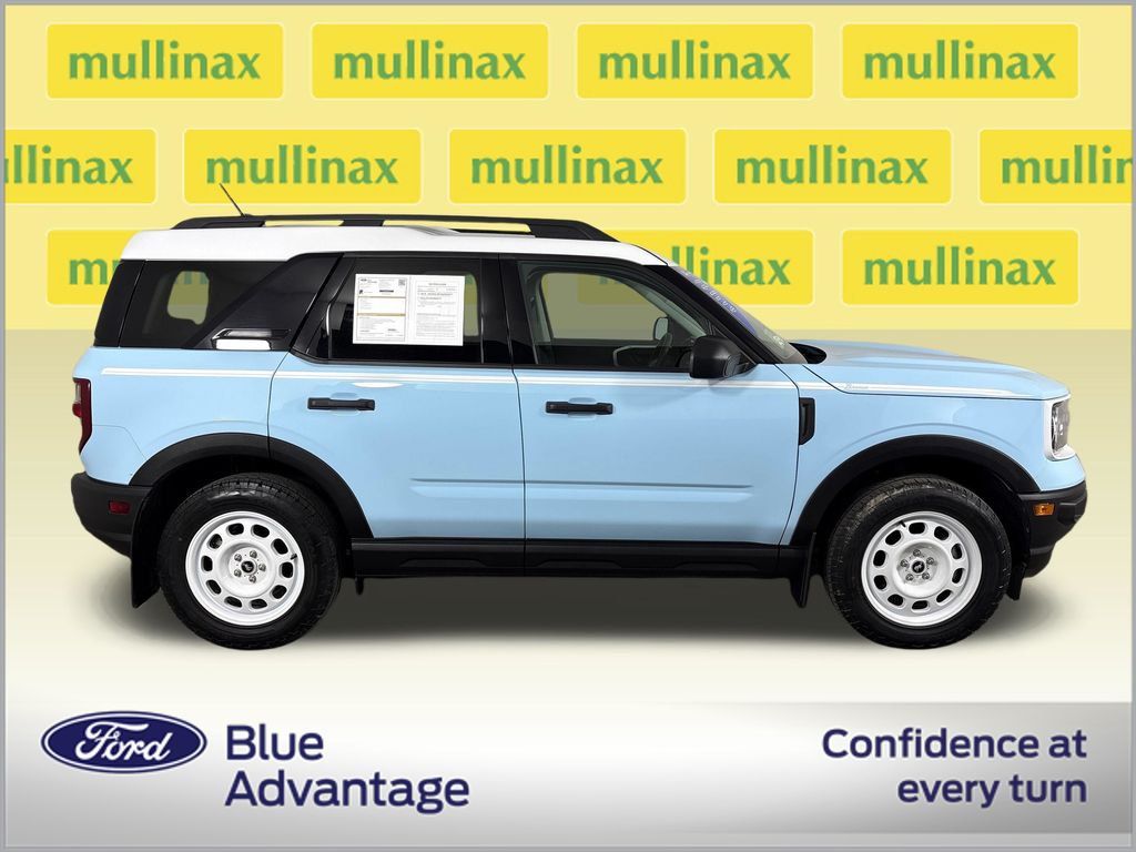 View vehicle photo 2