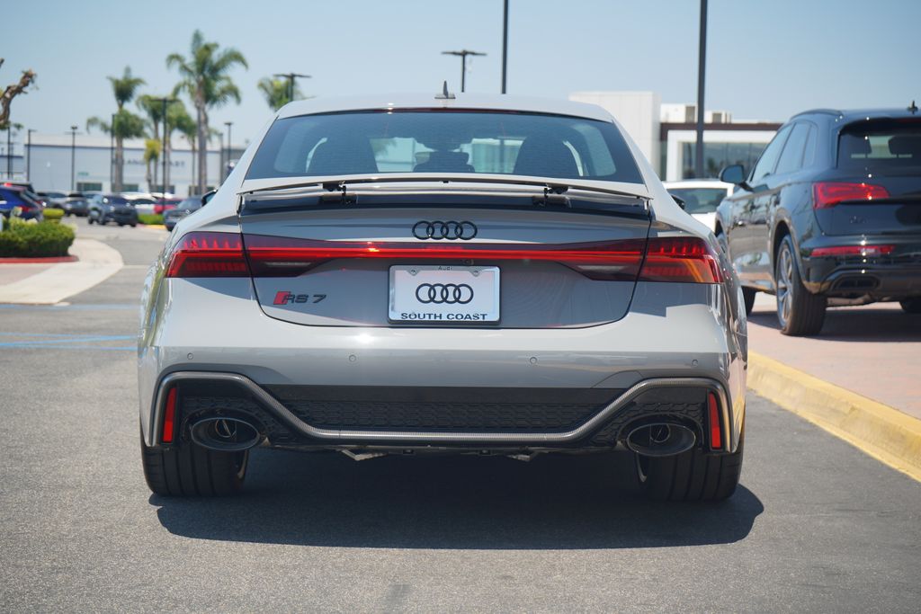 2024 Audi RS 7 4.0T Performance 6