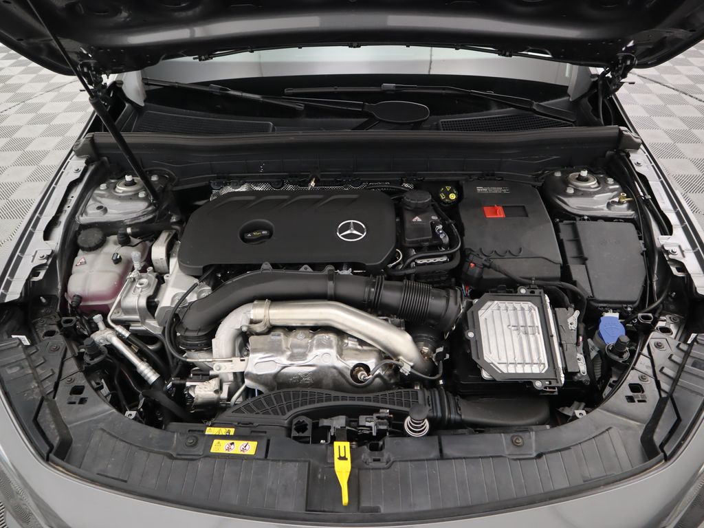 2025 Mercedes-Benz GLB 250 31
