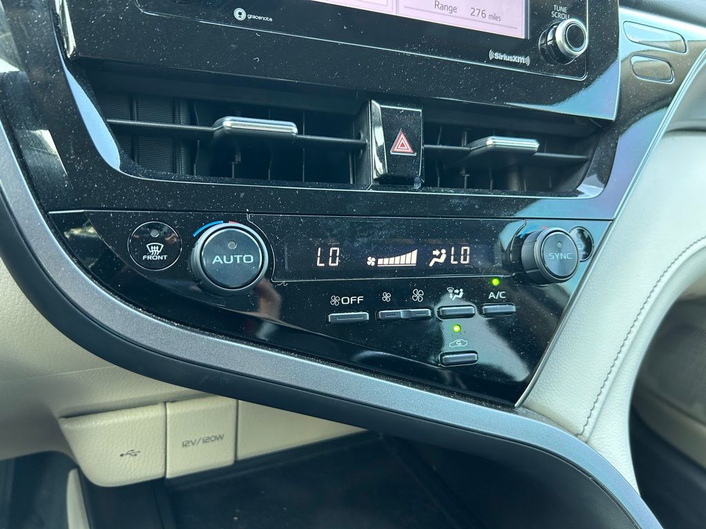 2024 Toyota Camry LE 25