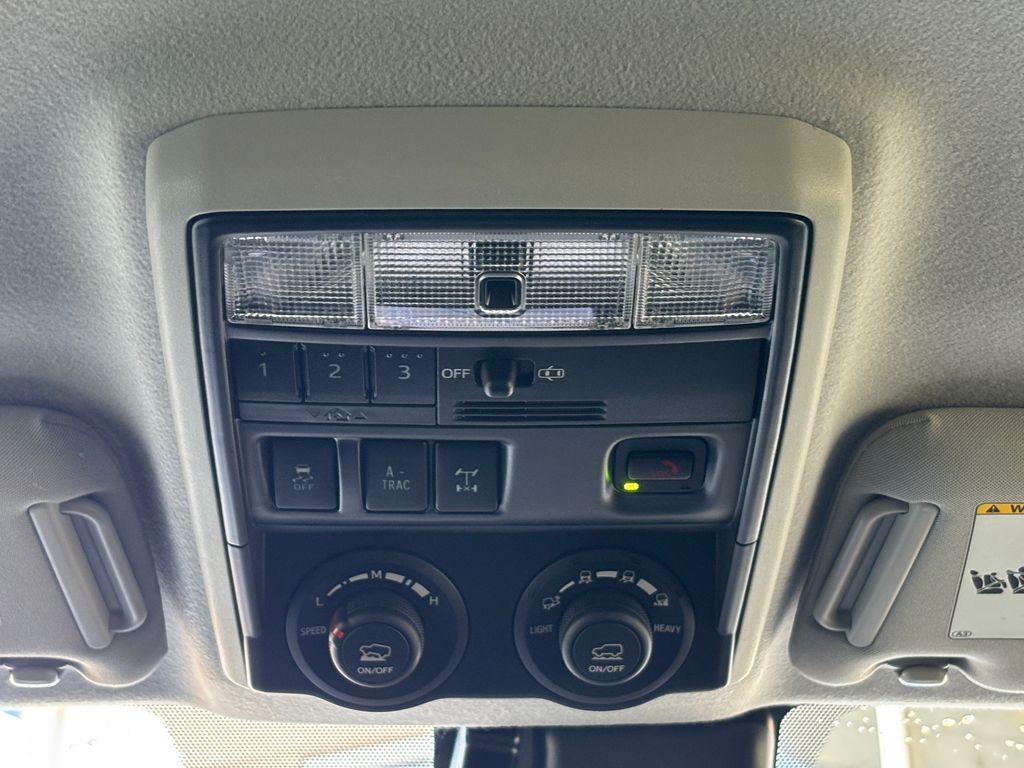 Thumbnail: 2021 Toyota 4Runner - 22