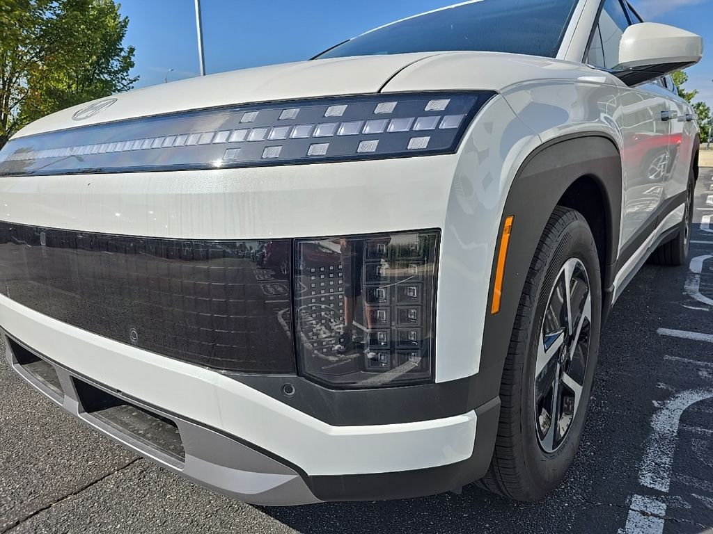 Thumbnail: 2026 Hyundai Ioniq - 11