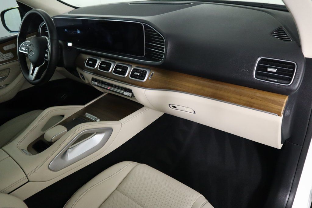 Thumbnail: 2023 Mercedes-Benz GLE - 18