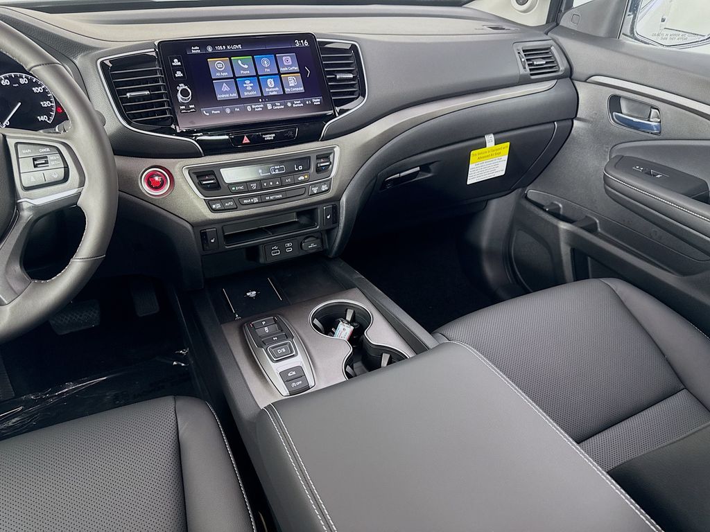 2025 Honda Ridgeline RTL photo