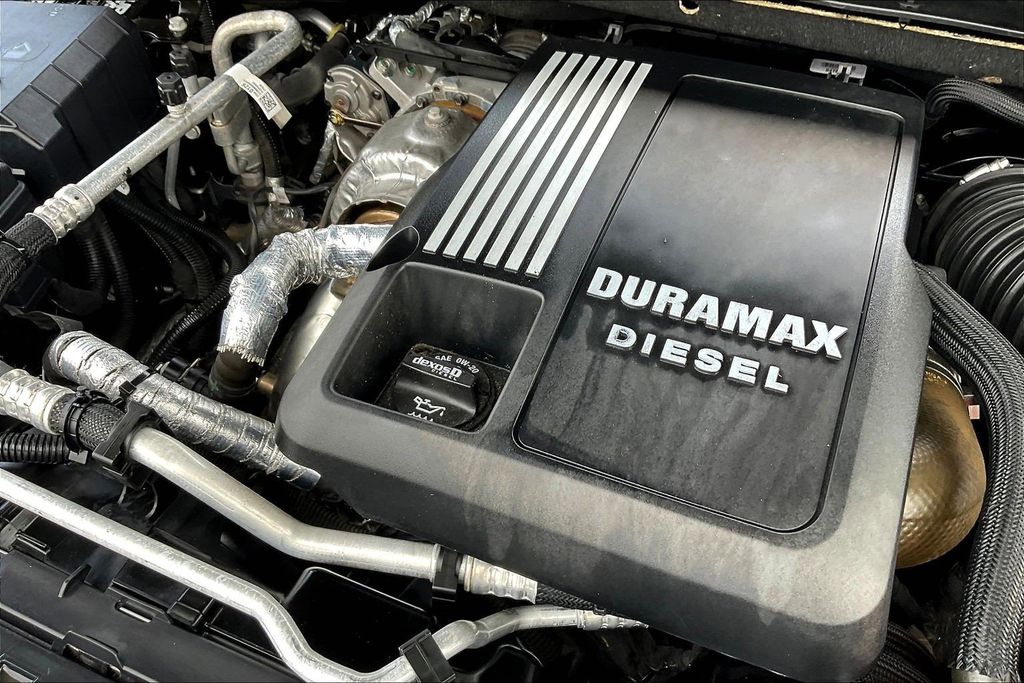 Used 2021 GMC Yukon SLT 4D Sport Utility