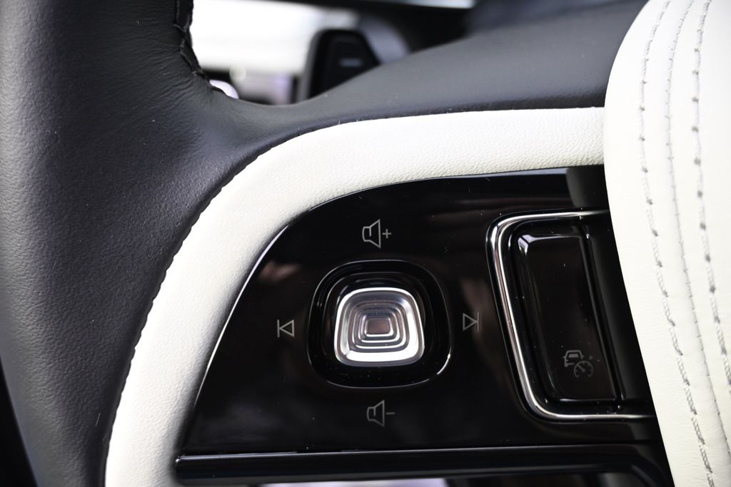 New 2026 White Lincoln Black Label image 33