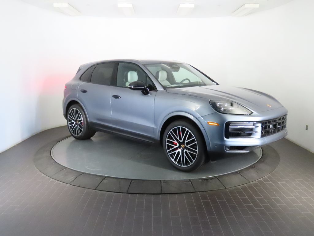 Thumbnail: 2026 Porsche Cayenne - 9
