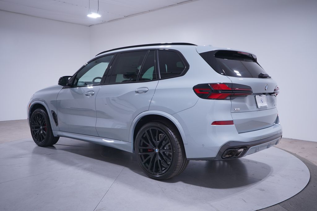 2025 BMW X5 M60i 3