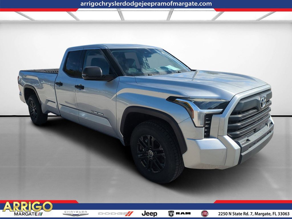 2022 Toyota Tundra SR5