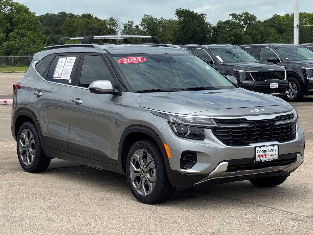 2024 Kia Seltos S Gray at Community Kia