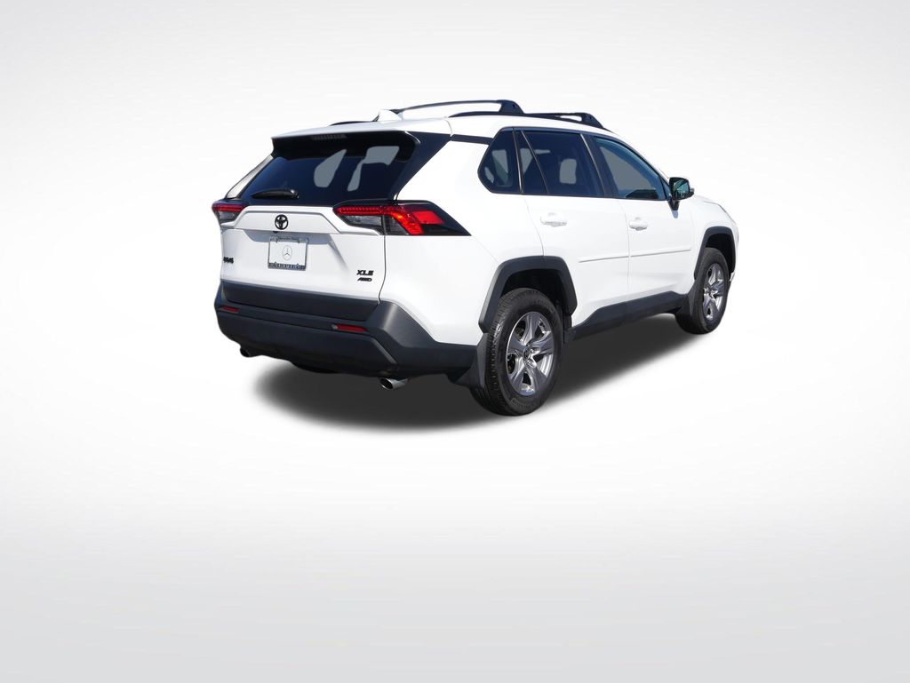 Thumbnail: 2025 Toyota RAV4 - 5
