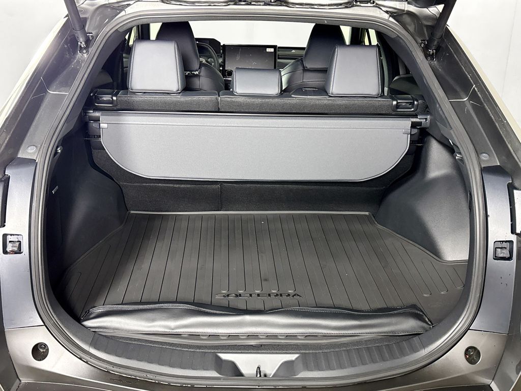 2026 Subaru Solterra Limited