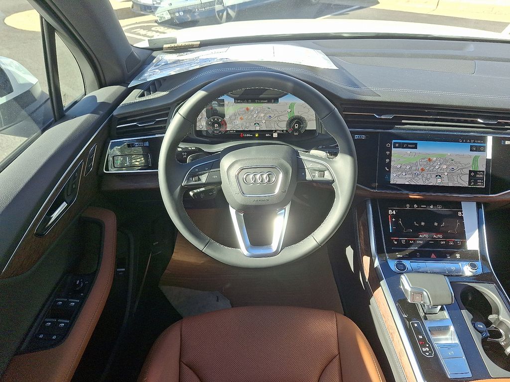 Thumbnail: 2026 Audi Q7 - 8