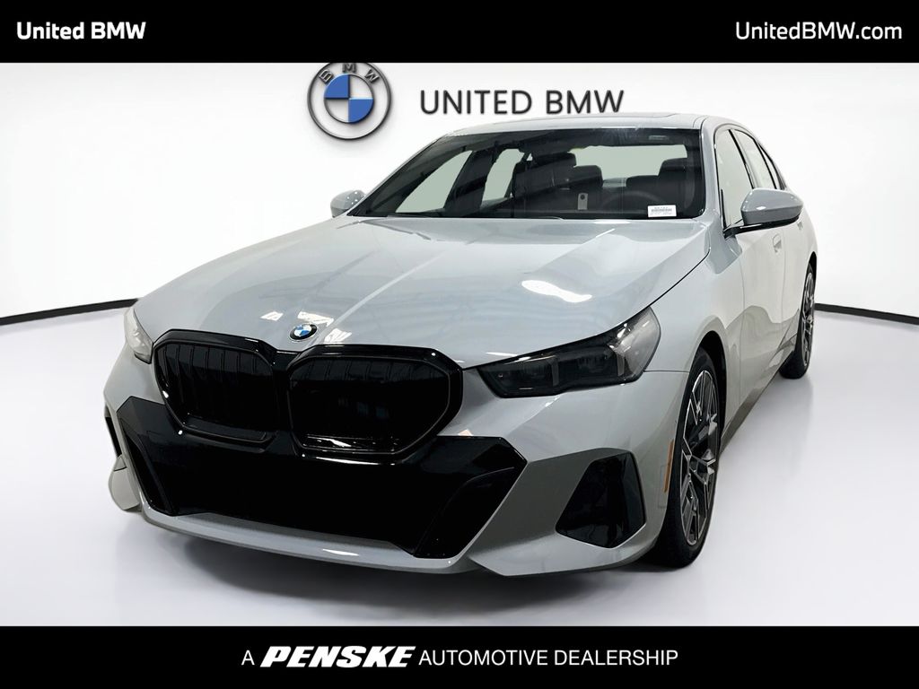 Thumbnail: 2027 BMW 5 Series - 1