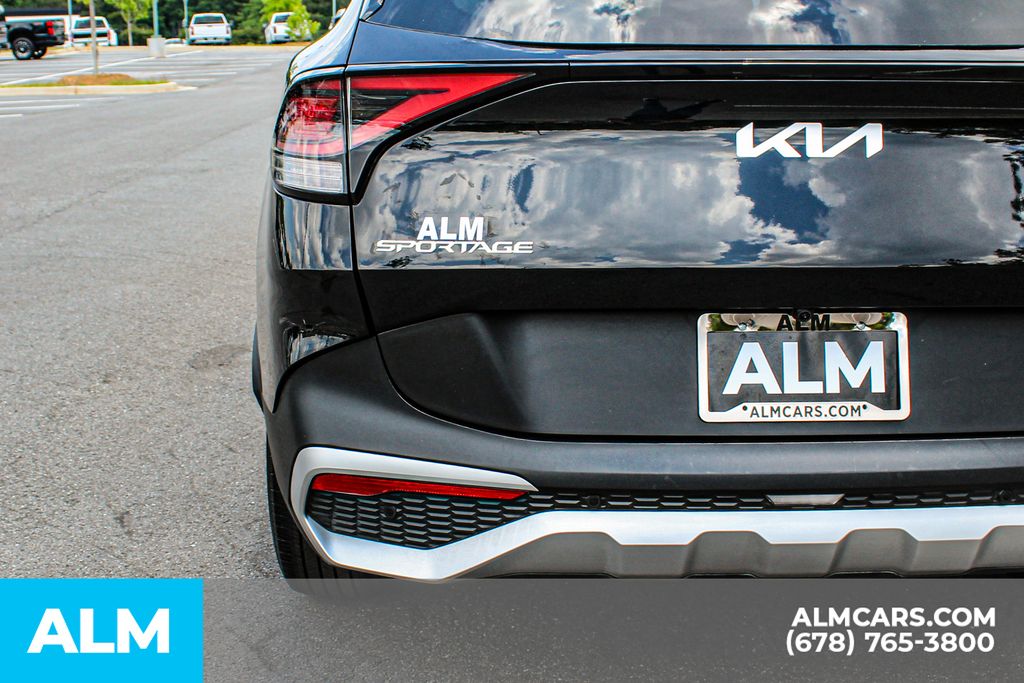 Used 2025 Black Kia LX image 13