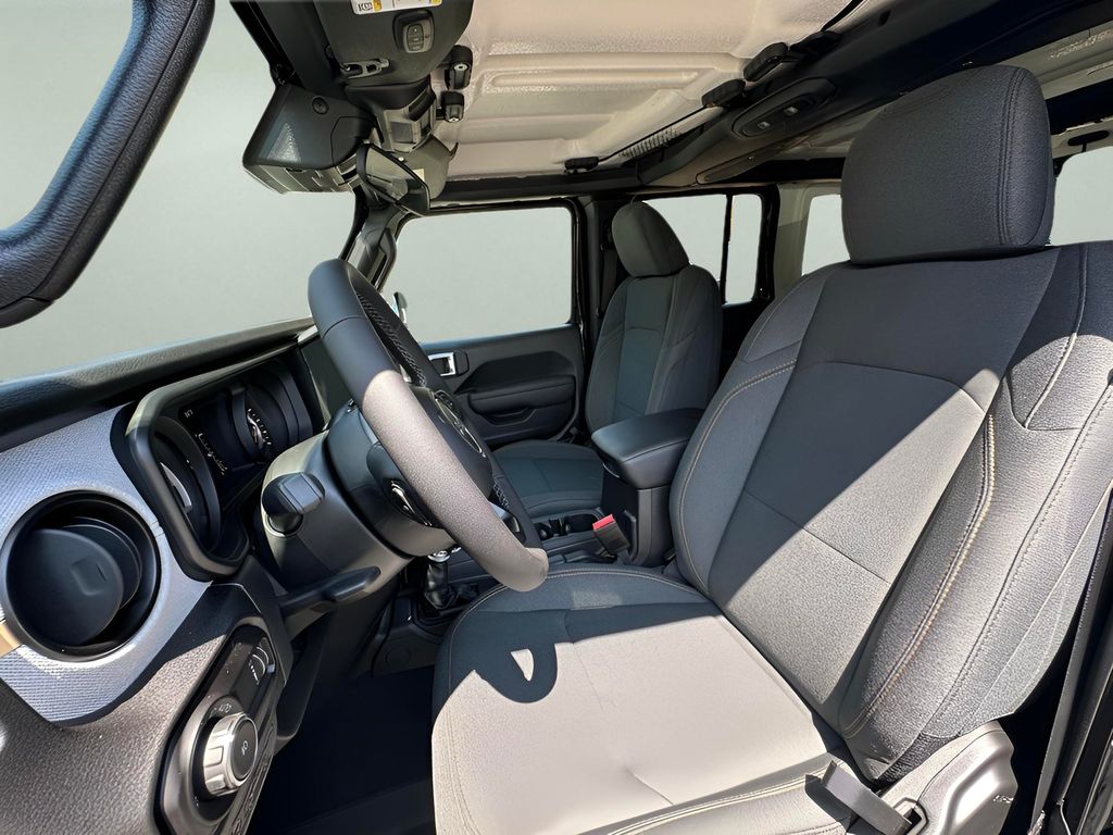2025 Jeep Wrangler 4-Door Sport S - Photo 8