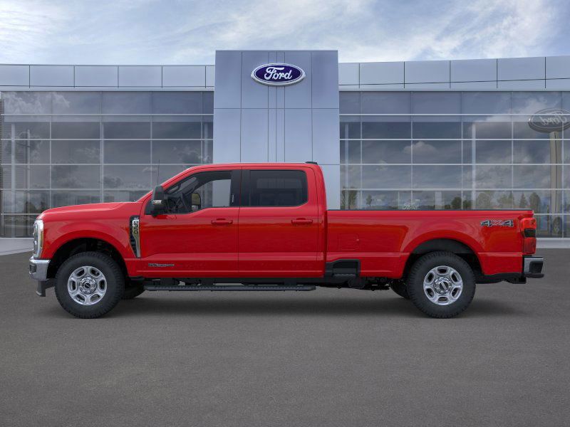 New 2026 Red Ford XLT image 4