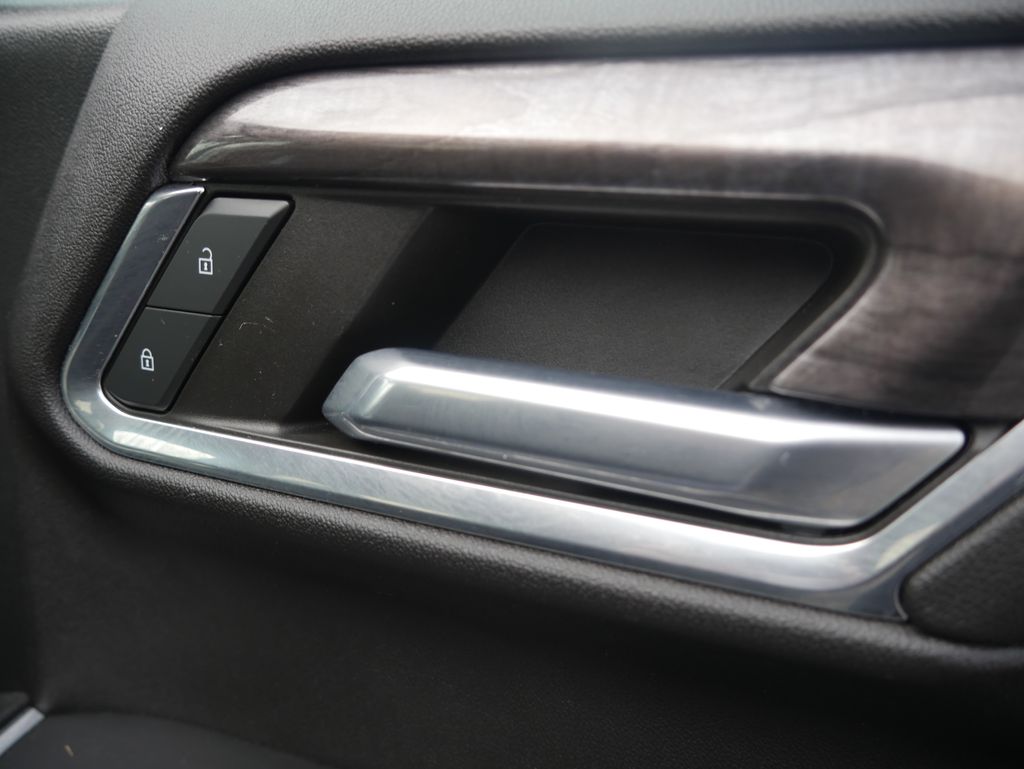 Thumbnail: 2023 Chevrolet Silverado 1500 - 28