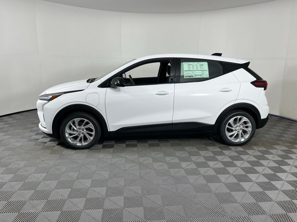 Thumbnail: 2027 Chevrolet Bolt EV - 2