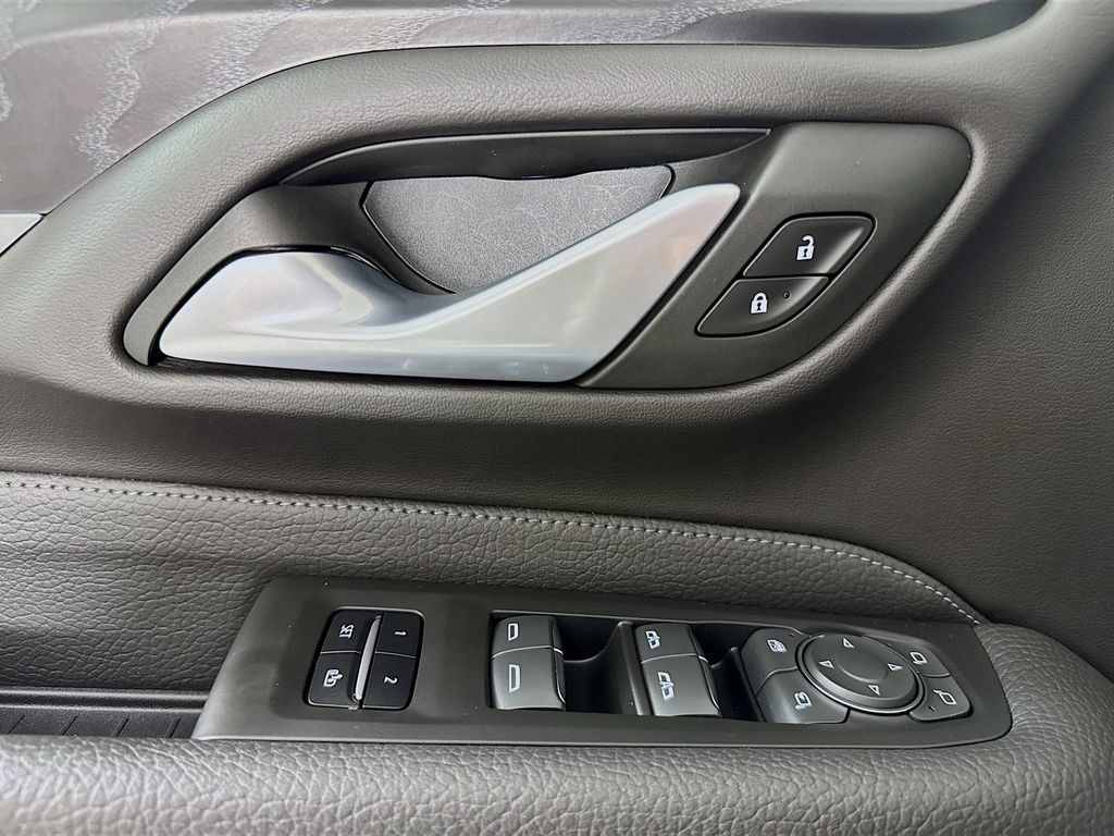 2022 GMC Yukon Denali photo