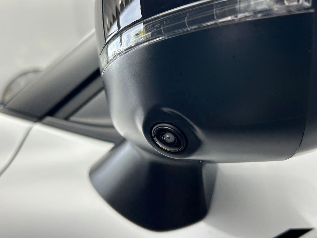 New 2026 White / Black Mitsubishi Trail Edition image 48