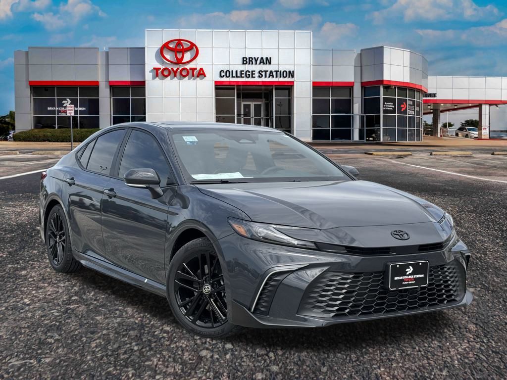 2025 Toyota Camry SE photo