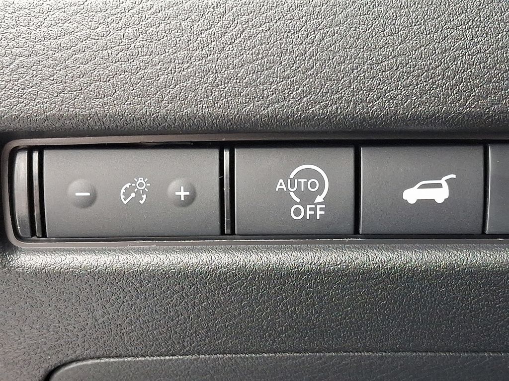 2026 Nissan Rogue — photo 17