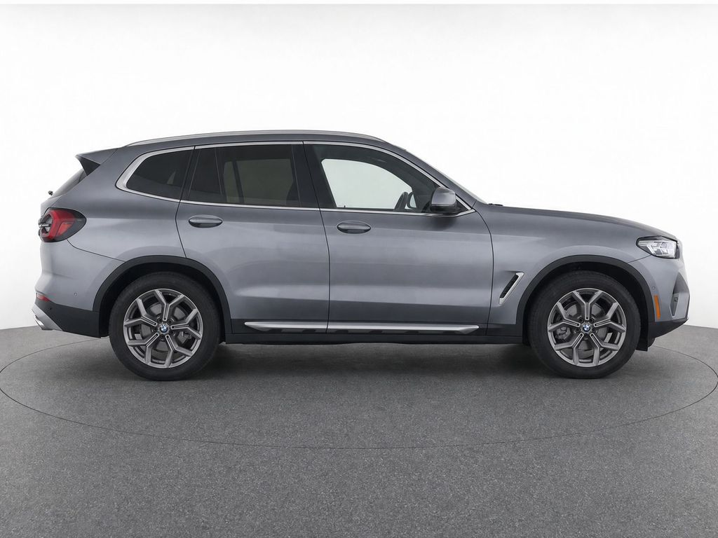 Thumbnail: 2024 BMW X3 - 31