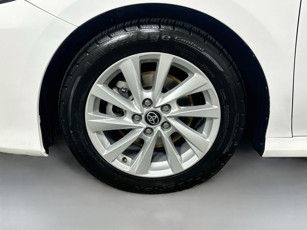Thumbnail: 2022 Toyota Camry - 29