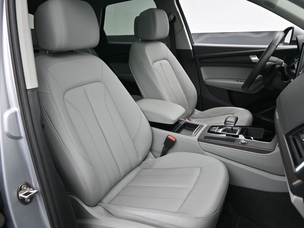 2022 Audi Q5 quattro S line Prem Plus 45 TFSI