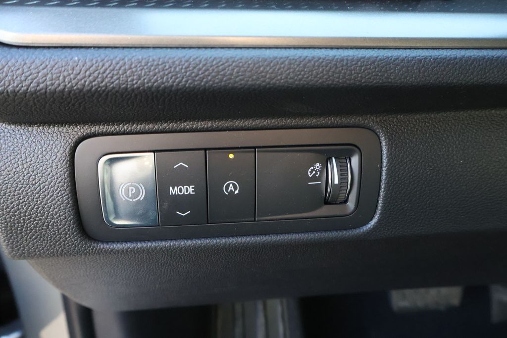 Thumbnail: 2026 Chevrolet Traverse - 19