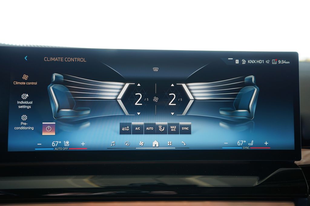 Thumbnail: 2026 BMW 5 Series - 18