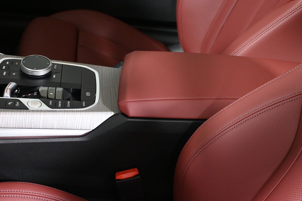 Thumbnail: 2026 BMW 4 Series - 26