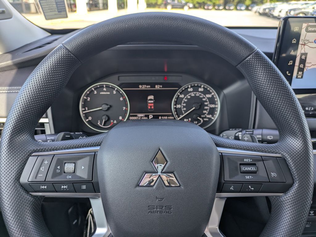 2025 Mitsubishi Outlander Plug-in Hybrid SE - Photo 28