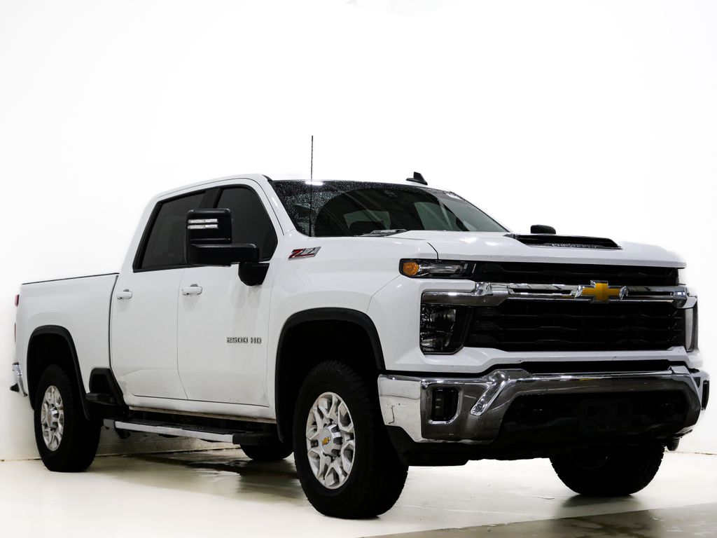 Summit White 2024 Chevrolet Silverado 2500HD LT Crew Cab 4WD Pickup Truck Four-Wheel Drive Automatic
