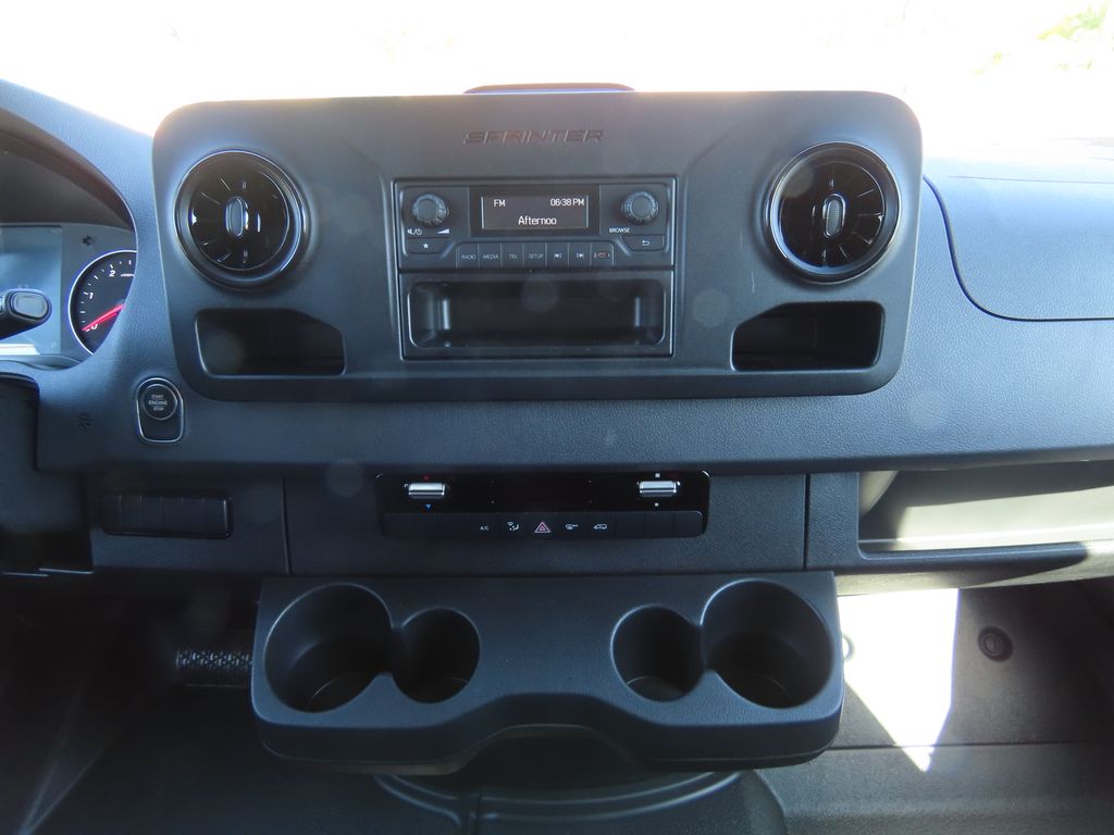 2025 Mercedes-Benz Sprinter 2500 15