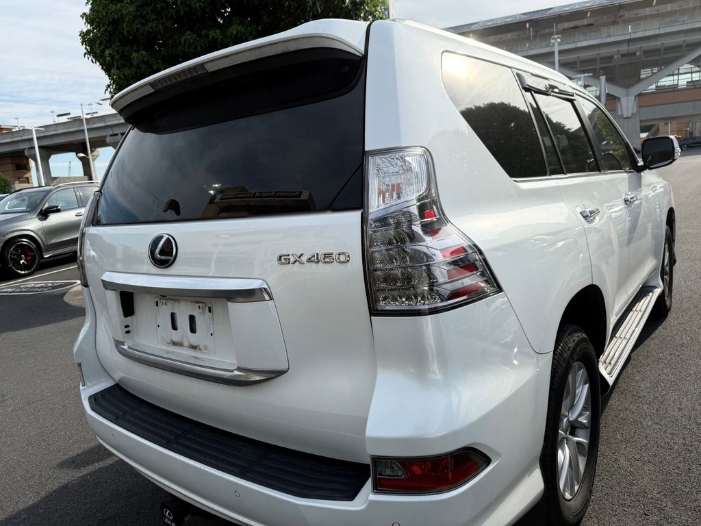 Thumbnail: 2021 Lexus GX - 3