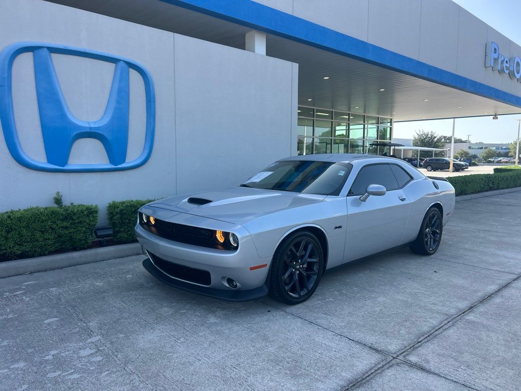 Triple Nickel Clearcoat 2023 Dodge Challenger Coupe Rear-Wheel Drive 8-Speed Automatic
